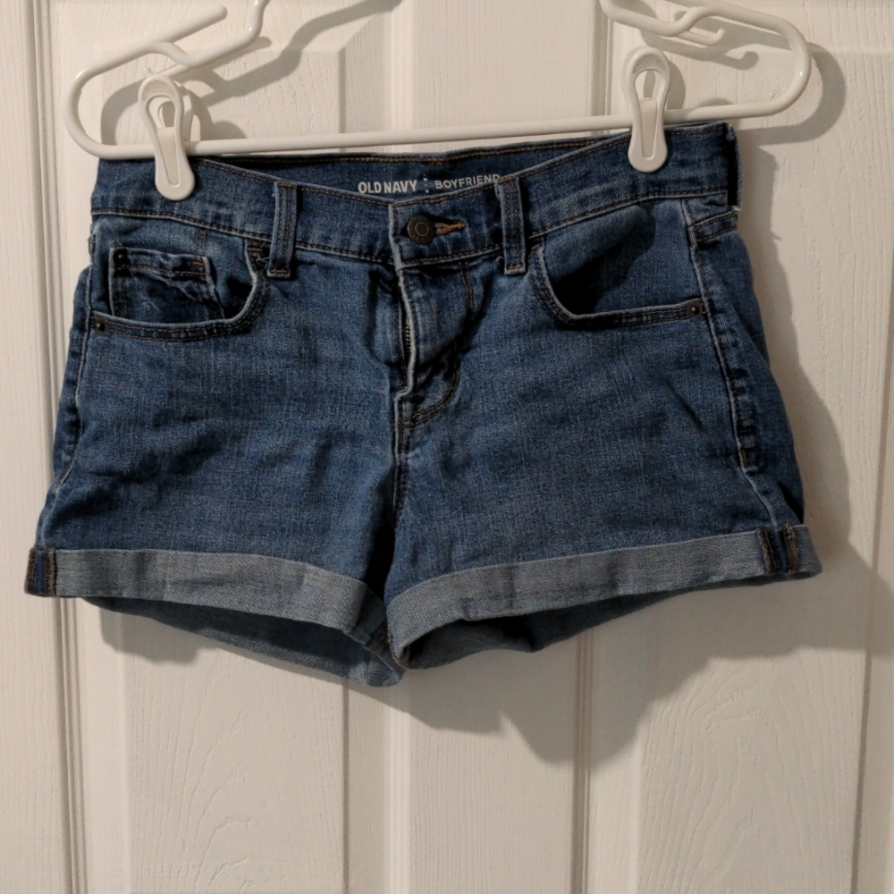 Old Navy Boyfriend Jean Shorts size 4